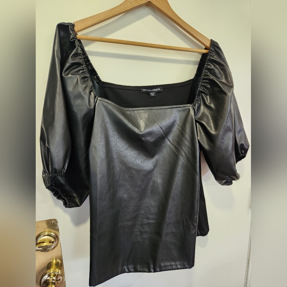 NWOT Boston Proper faux leather puff sleeve black top, XL